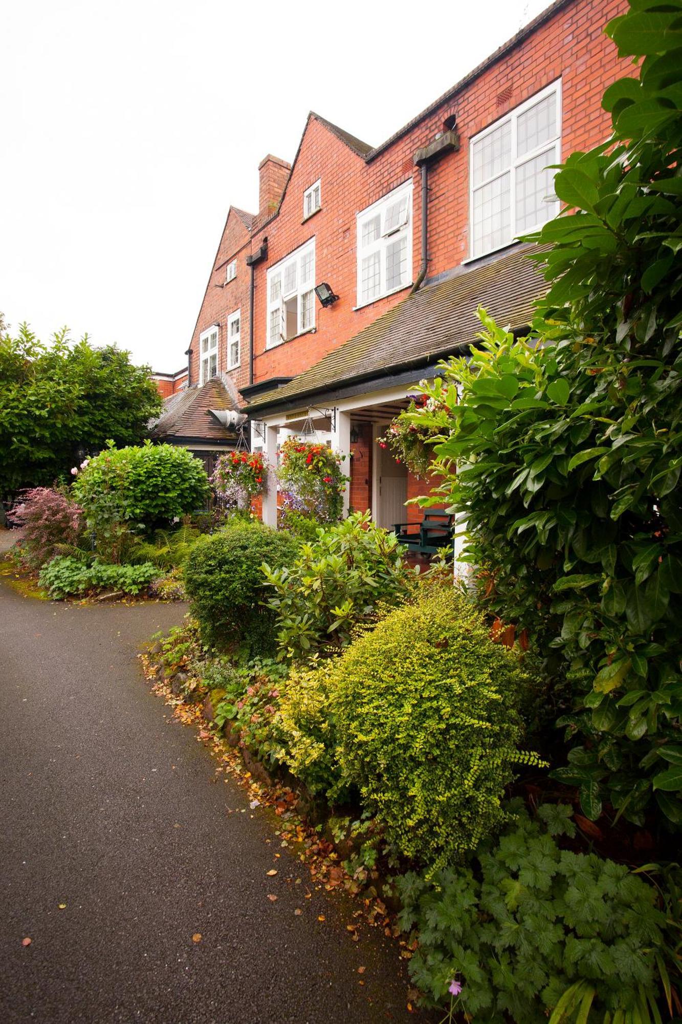 Barons Court Hotel Wolverhampton Zewnętrze zdjęcie