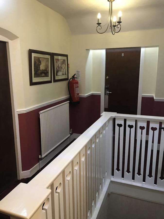 Barons Court Hotel Wolverhampton Zewnętrze zdjęcie