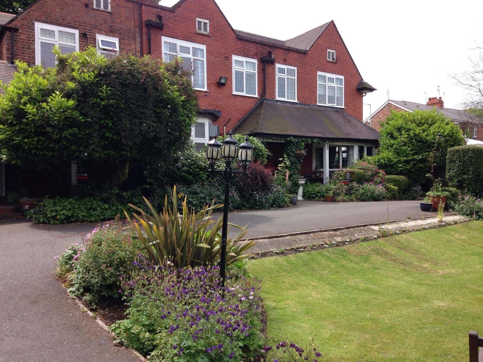 Barons Court Hotel Wolverhampton Zewnętrze zdjęcie