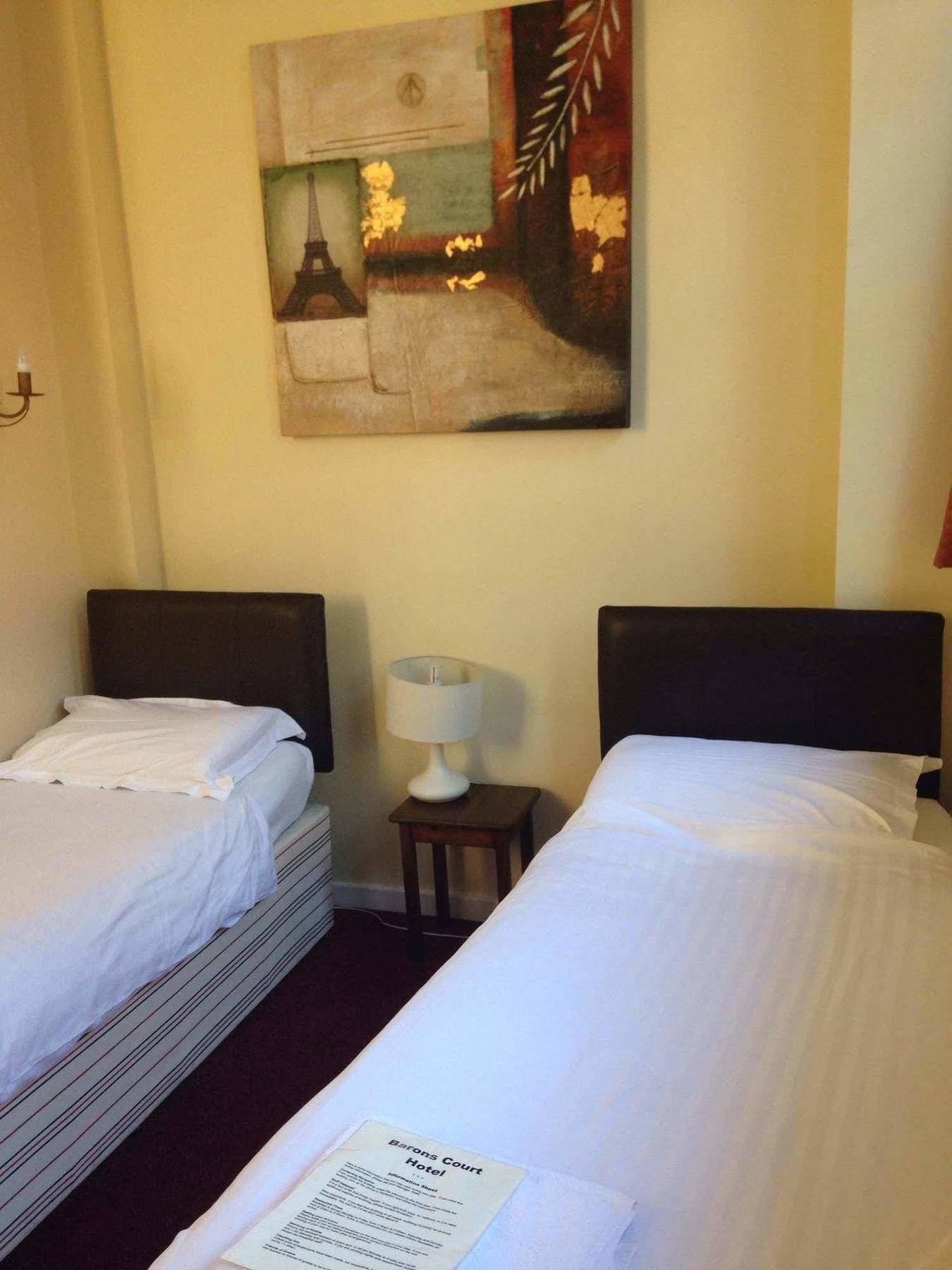 Barons Court Hotel Wolverhampton Zewnętrze zdjęcie