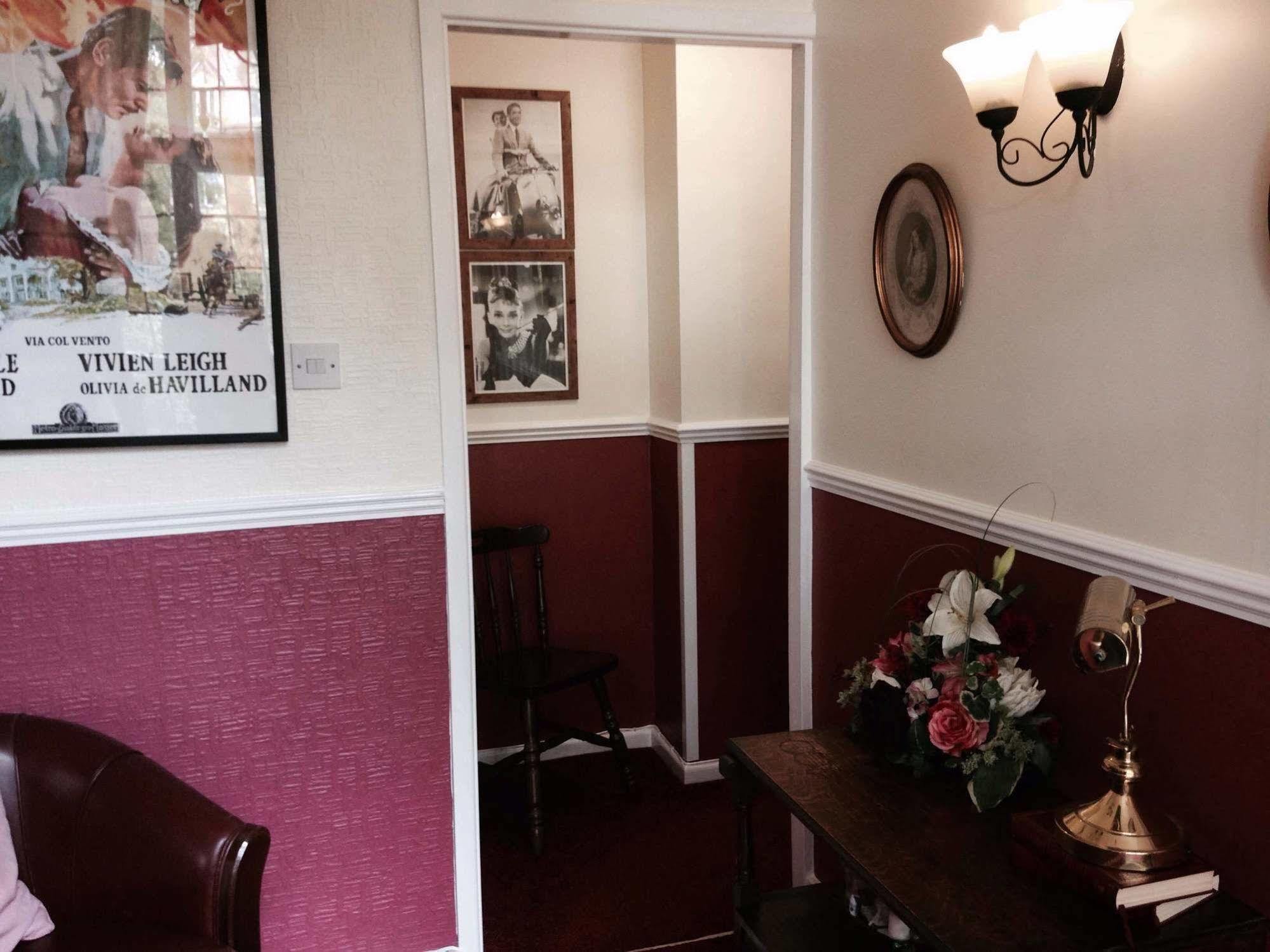 Barons Court Hotel Wolverhampton Zewnętrze zdjęcie